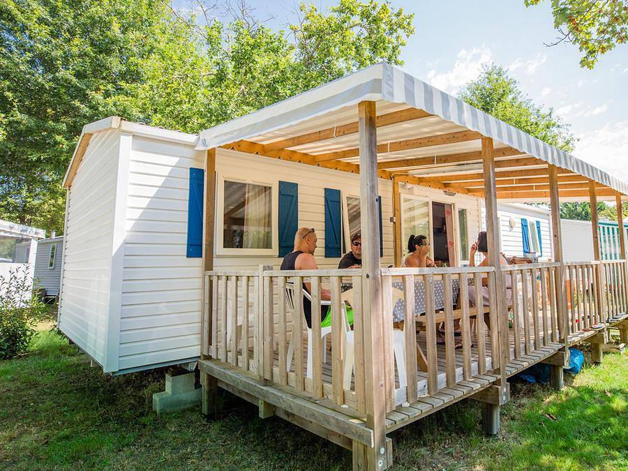 Camping les Bruyères - Mobile home 6 persons - Mobile Home 2 bed 4/6 pers Covered Terrace in Sainte-Eulalie-en-Born, Côte d’Argent