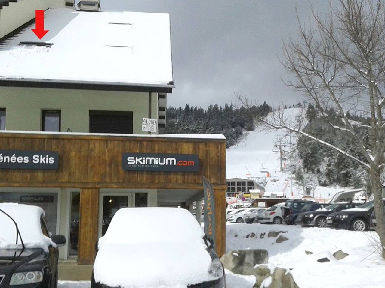 Studio entier, Studio lumineux, bien équipé au cœur de la station, idéal pour 2 adultes et 1 enfant. in Bolquère, Parc naturel régional des Pyrénées catalanes