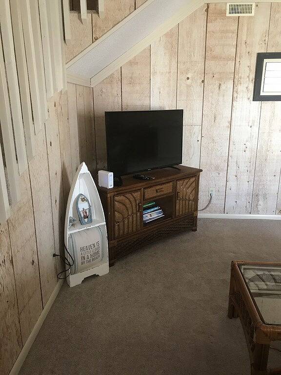 Vacation House for 6 Guests in Holden Beach, North Carolina