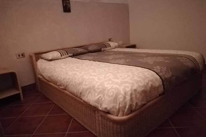 Appartement entier, Appartement pour 4/6 personnes avec piscine partagée - Offres Juin / Septembre in San Felice del Benaco, Montagnes autour du lac de Garde