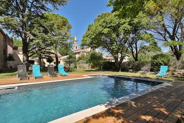 Chambre d’hôte pour 4 personnes, avec piscine et jardin à Sainte-Cécile-les-Vignes