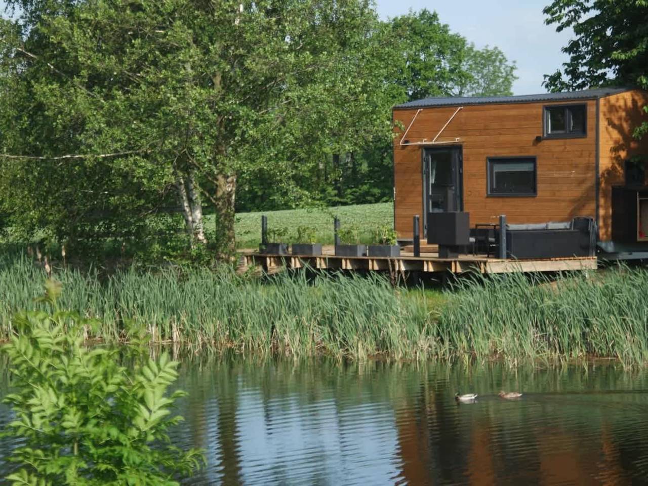 Ganze Wohnung, Tiny House in ruhiger Alleinlage am Naturteich in Großharthau, Oberlausitz-Niederschlesien