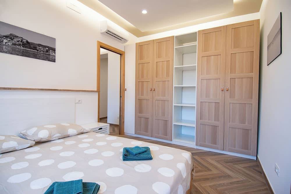 Ganze Wohnung, Cozy Apartment in the Historic Heart of Trevignano Romano in Trevignano Romano, Braccianosee