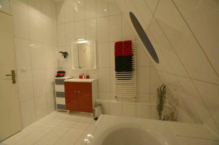 Gîte pour 3 personnes, avec jardin à Rueil-Malmaison - 2