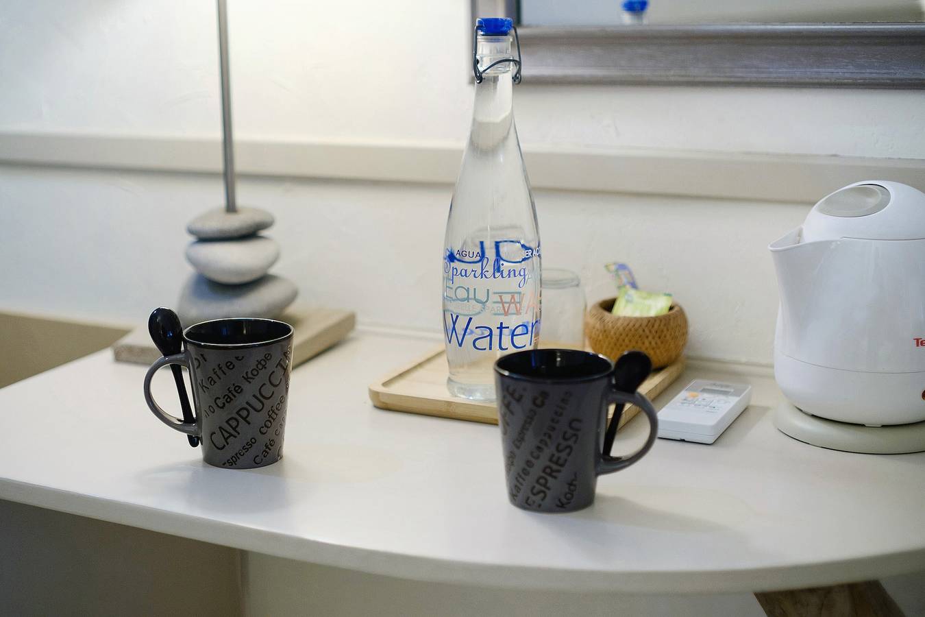 Gästezimmer „Agapanthe“ mit Meerblick, Wlan und Klimaanlage in Tourrettes-sur-Loup, Cannes und Umgebung