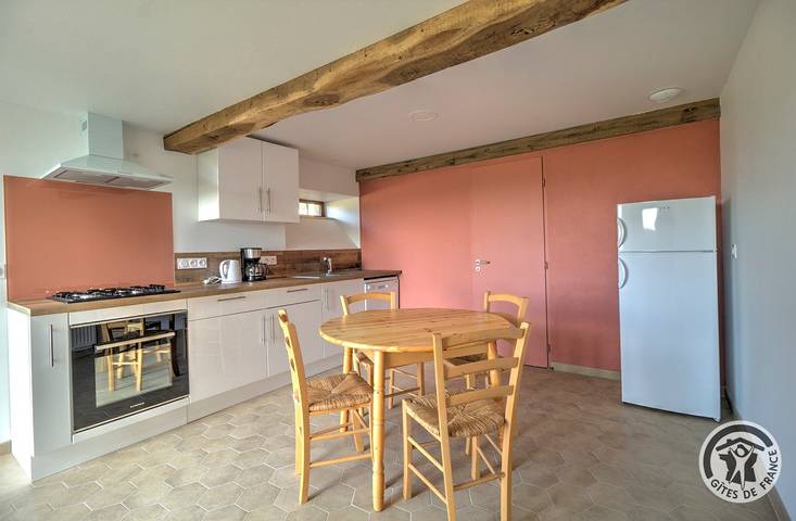 Gîte pour 6 personnes, avec jardin