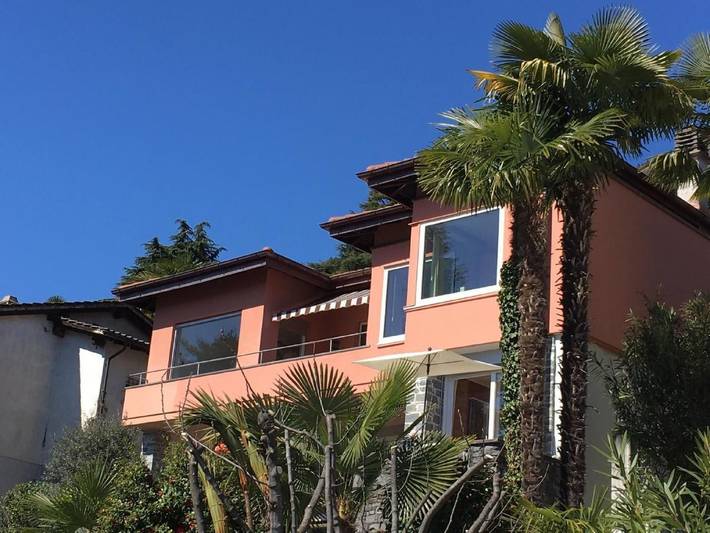 Ferienwohnung für 3 Personen, mit Balkon und Terrasse sowie Garten und Ausblick in Orselina