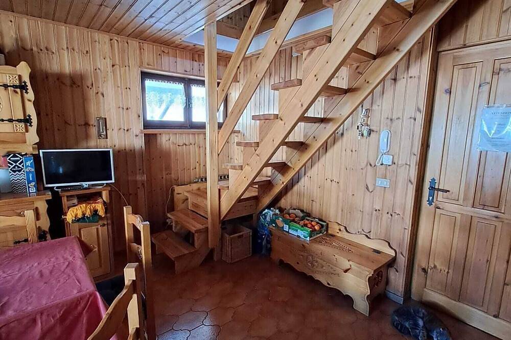 Apartamento entero, Lovely Apartment In Champoluc -6/8 Beds - Pets Allowed in Champoluc, Alpes del Valais