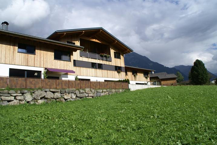 Ferienwohnung für 4 Personen, mit Ausblick und Balkon, kinderfreundlich - 1