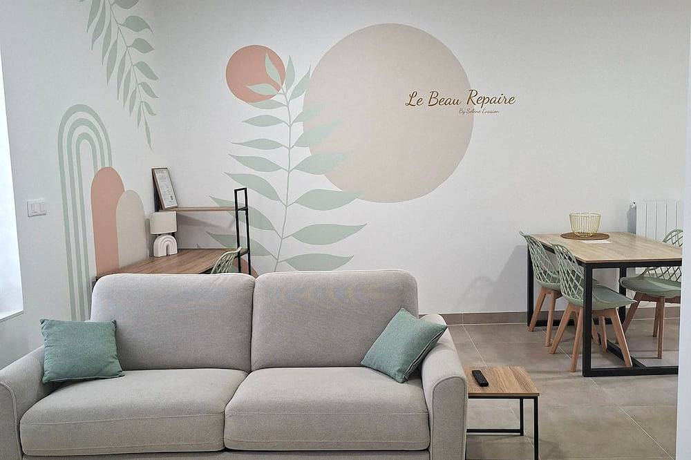 Appartement entier, Le Beau Repaire, by Sélène Evasion in Beaurepaire, Région de Vienne