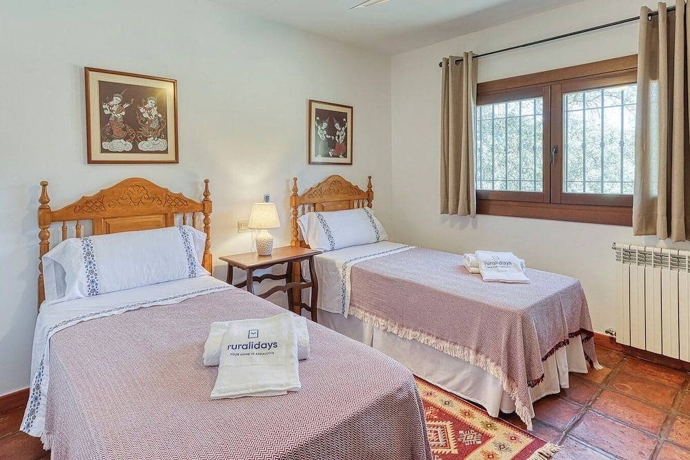 Cortijo el Contarin Archidona by Ruralidays in Archidona, Granada Provinz