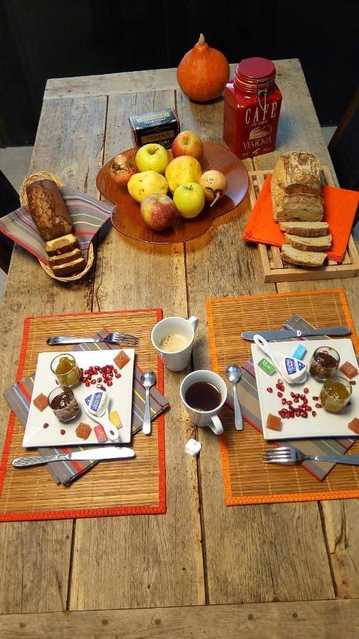 Double Room with Private Bathroom in Villelongue-d'Aude, Région de Limoux