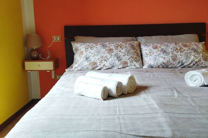 Spacious accommodation a stone's throw from Lake Orta in Pettenasco, Comune di Pettenasco