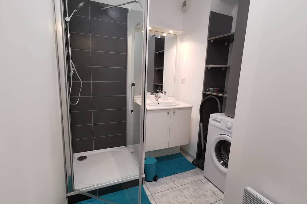 Appartement entier, Appartement lumineux tout confort à 100m de la plage et proximité commerces in Saint-Cast-le-Guildo, Région de Dinan