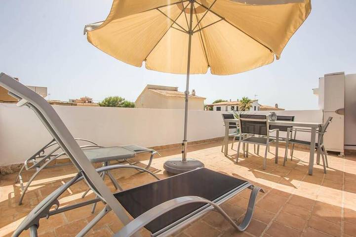 Ferienwohnung für 6 Personen, mit Balkon in Ses Covetes