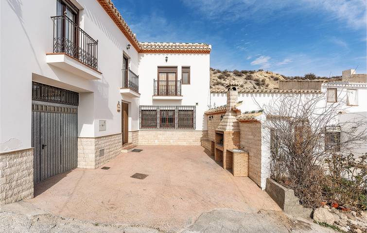 Apartamento para 20 personas, con Terraza y Jardín en Galera 
