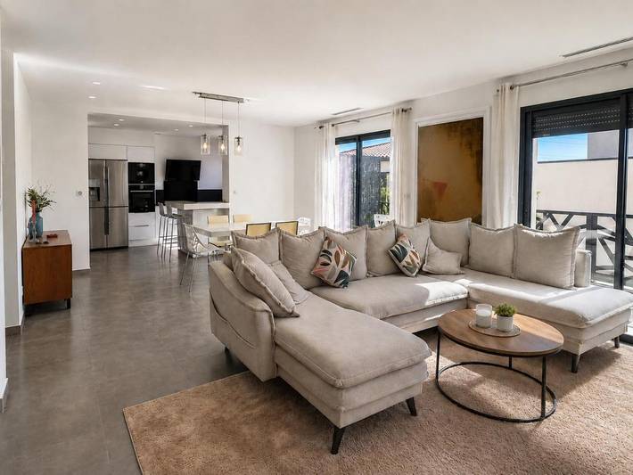 Location de vacances pour 9 personnes, avec piscine ainsi que jardin et vue à Grabels - 3