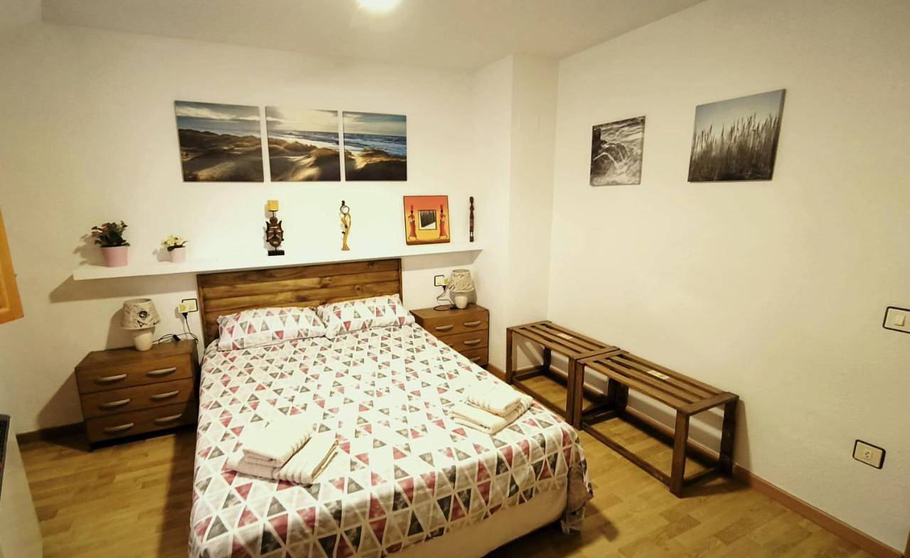 Apartamento entero, Dúplex San Lorenzo 2 Parking Gratuitos Y Piscina in Jaén, Provincia de Jaén