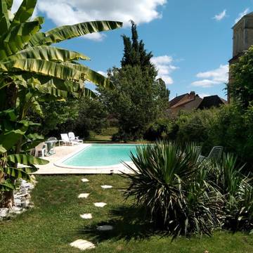Cottage pour 2 personnes, avec piscine, animaux acceptés à Journiac