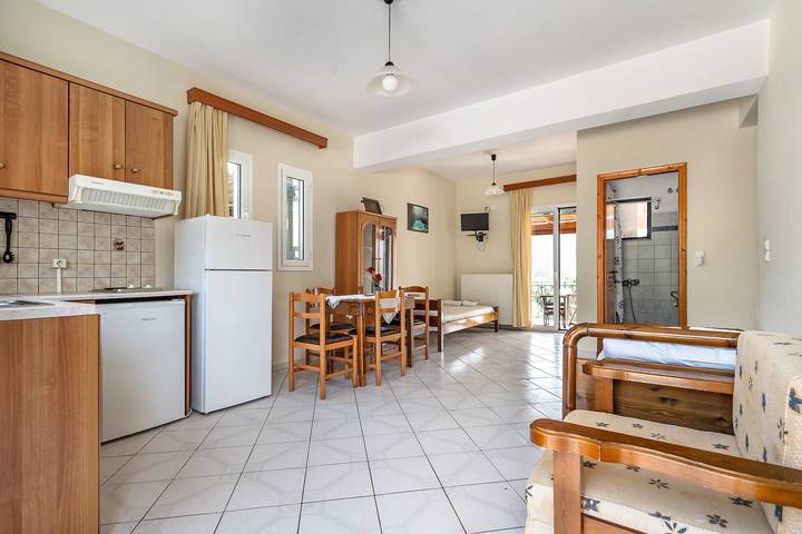 Entire apartment, Holiday Apartment Daratos apartment 3 with Sea View, Shared Garden & Wi-Fi in Sami, Kefalonia