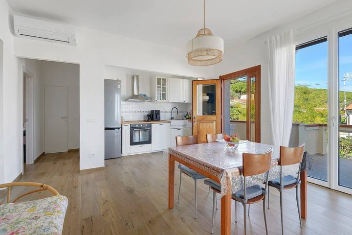Casa Vacanze 'Oasibellavista' con Vista Mare, Wi-Fi e Aria Condizionata in Cavo, Rio