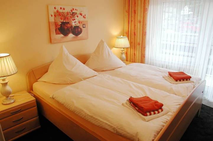 Ferienwohnung für 4 Personen, mit Terrasse und Balkon/Terrasse in Reichsburg Cochem - 2