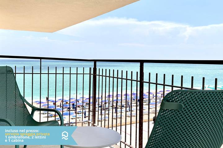 Rustico per 6 persone, con balcone/terrazza nelle Marche