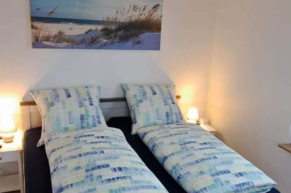 Gemütliches Ferienhaus \"Deichstube\" mit Whirlpool, Sauna, Garten mit Deichblick in Greetsiel, Krummhörn