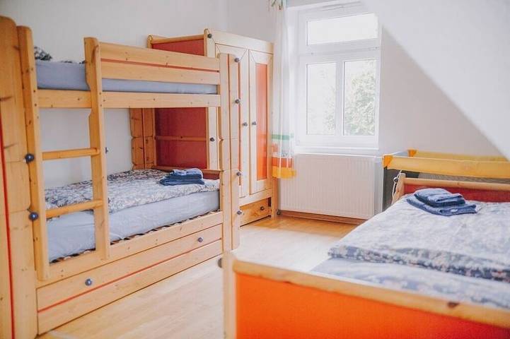 Ferienhaus für 9 Personen, mit Sauna und Whirlpool sowie Garten, mit Haustier in Nordholz - 2