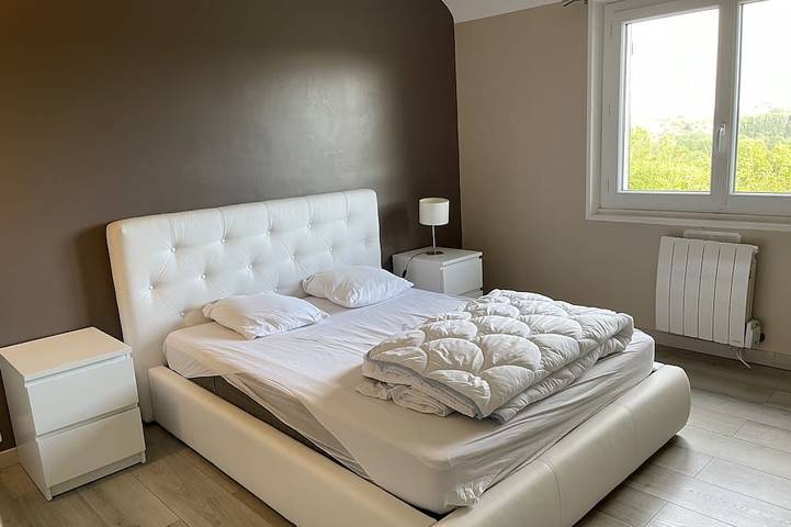 Location de vacances pour 15 personnes, avec jardin à Vadencourt - 4