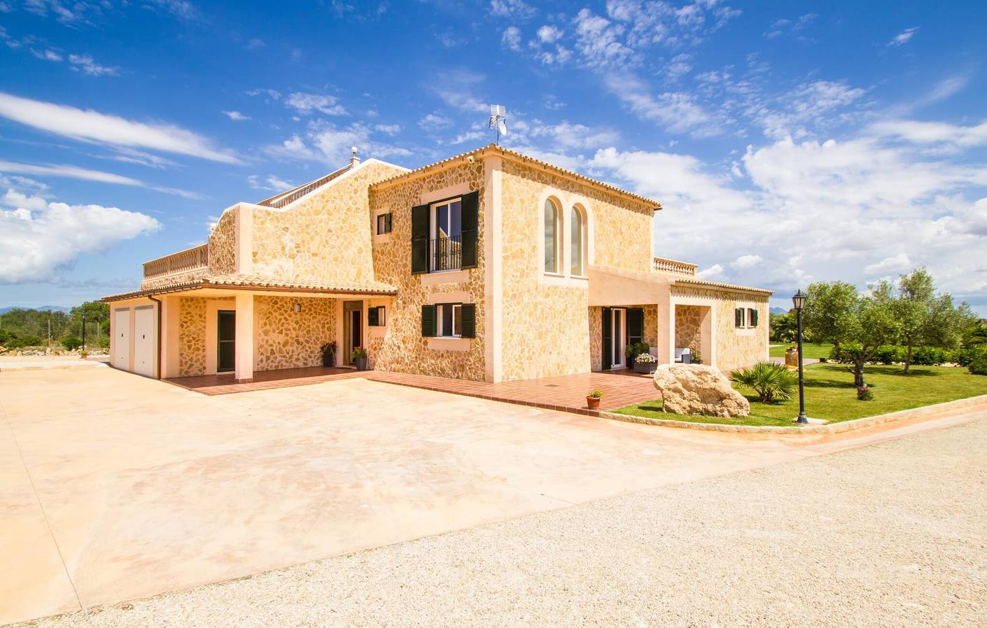 Retiro acolhedor com piscina, cozinha e ar condicionado in Palma de Maiorca, Maiorca (Oeste)