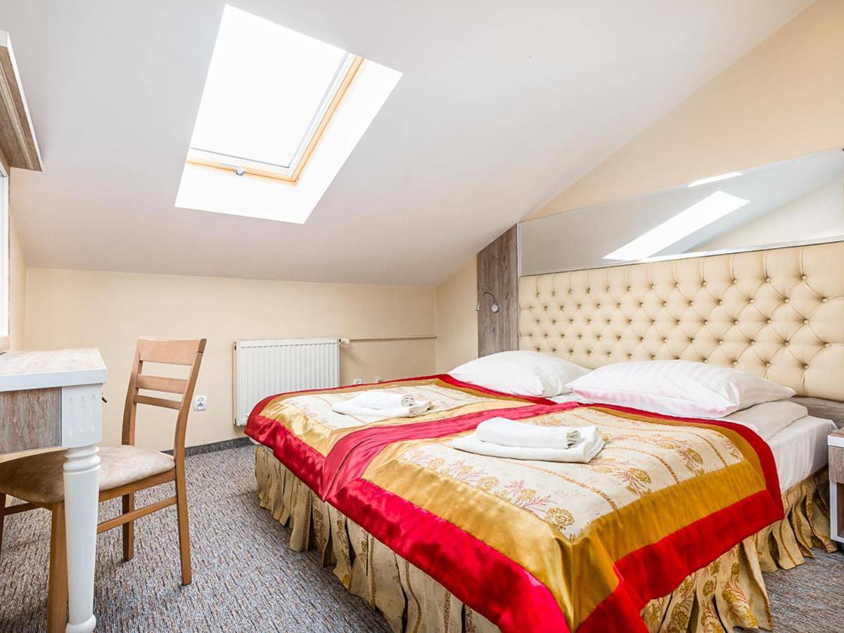 Jantar in Rewal, Powiat gryficki