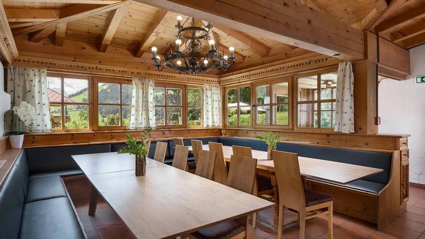Ferienhaus für 45 Personen, mit Garten und Sauna in Kirchberg in Tirol - 3