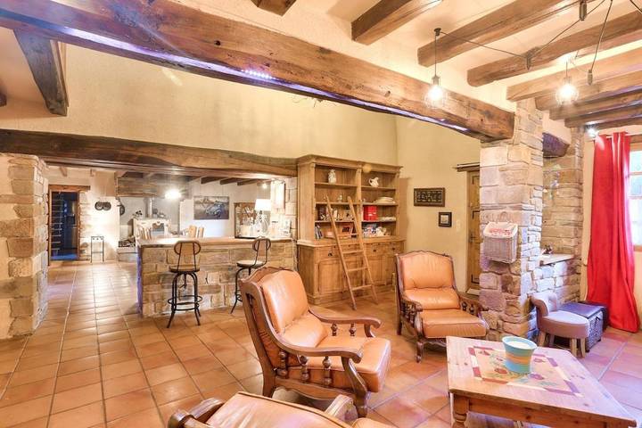 Location de vacances pour 10 personnes, avec jardin à Sainte-Marie (Ille-et-Vilaine) - 2