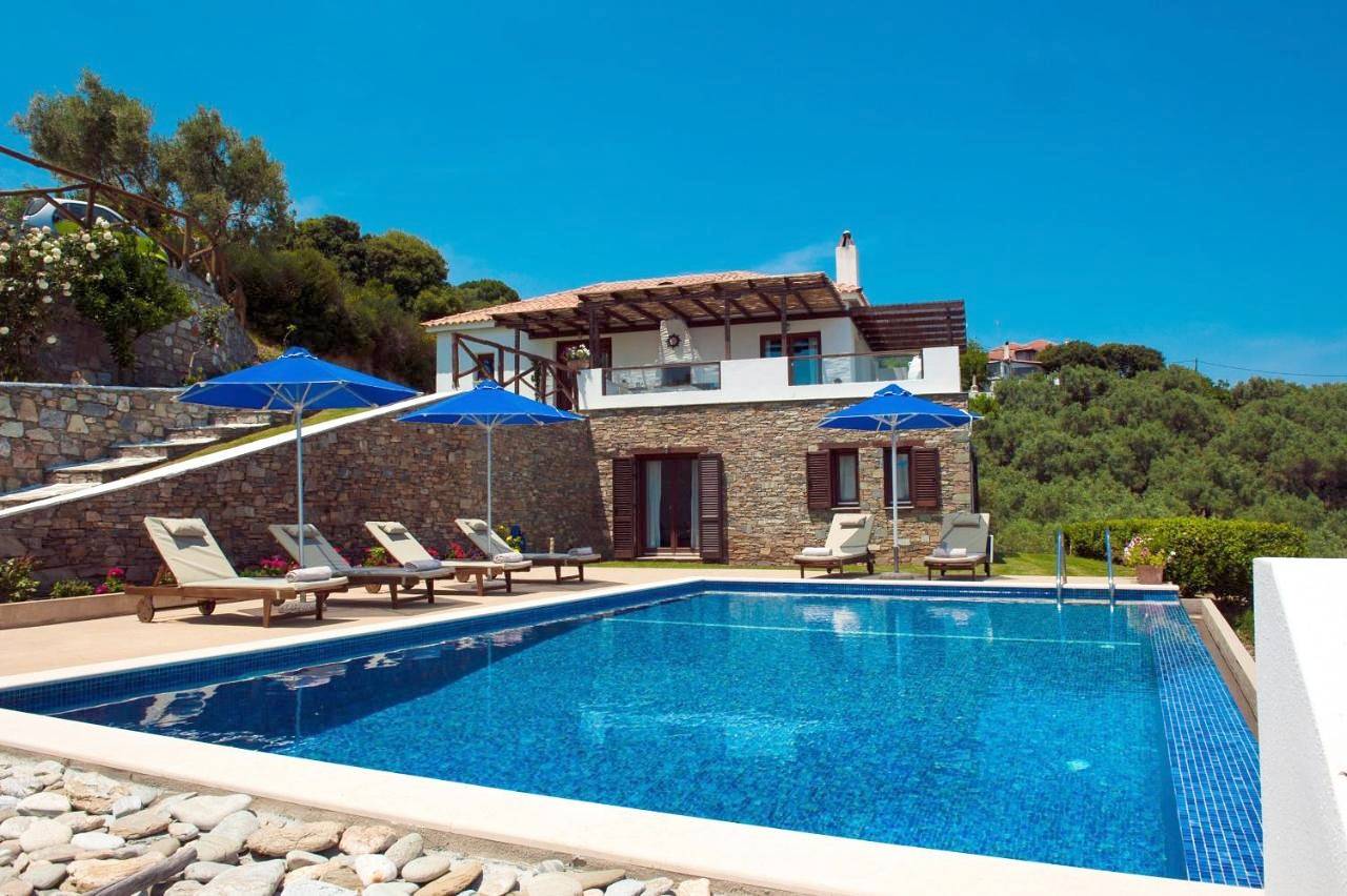 Villa iliana in Kalyvia, Sporaden