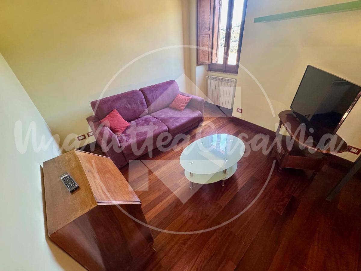 Appartamento intero, One-Bedroom Apartment in Sacrofano, Provincia di Roma