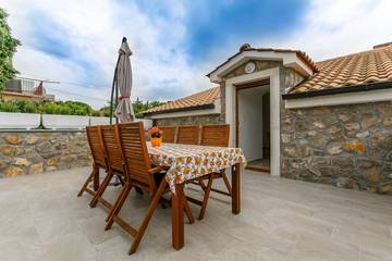 Ferienwohnung für 8 Personen in Malinska, Krk, Bild 4