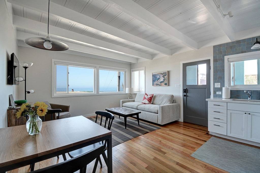 Ganze Wohnung, Entspannen Sie sich und genießen Sie einen Oceanfront Getaway in Stinson Beach, California North Coast