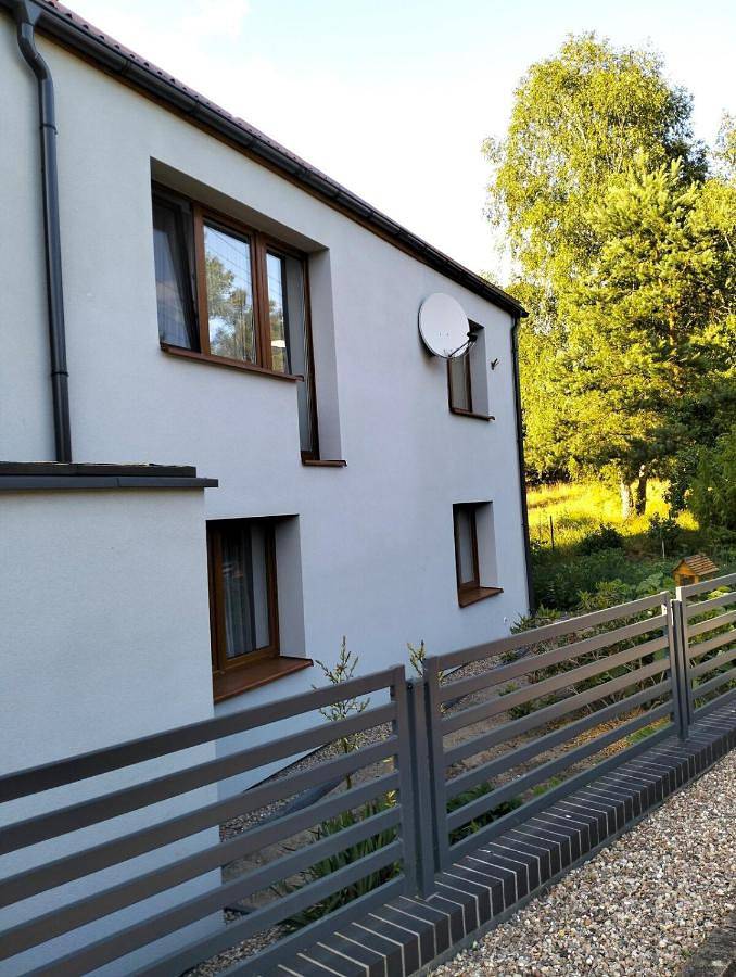 Ferienwohnung für 2 Personen, mit Ausblick und Terrasse sowie Garten