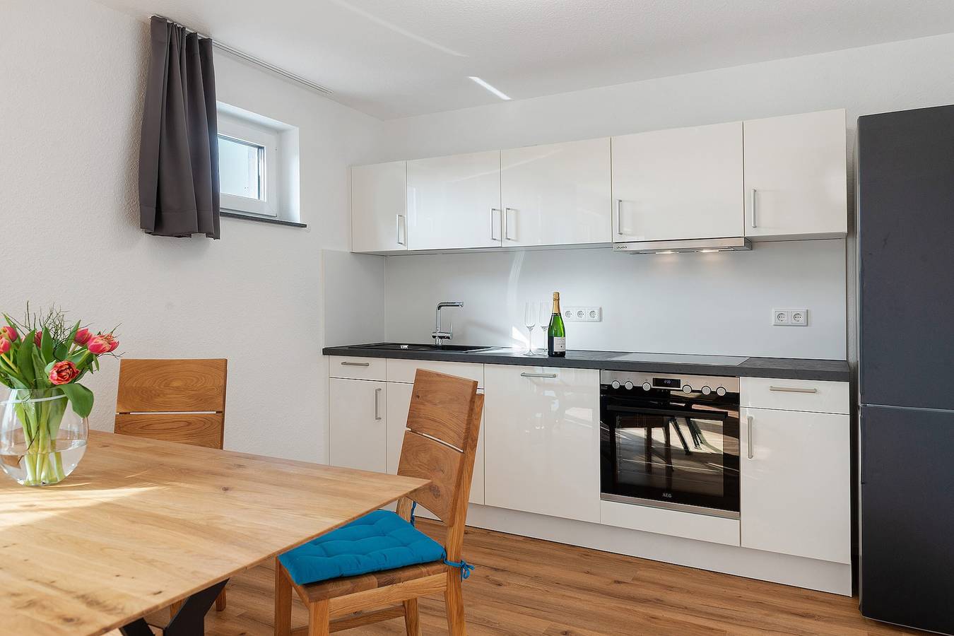 Appartamento intero, Appartamento 'Seezeit' con terrazza privata, giardino privato e Wi-Fi in Bodman-Ludwigshafen, Circondario di Costanza