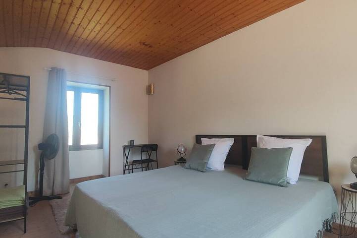 Location de vacances pour 4 personnes, avec Jardin à Mervent - 2