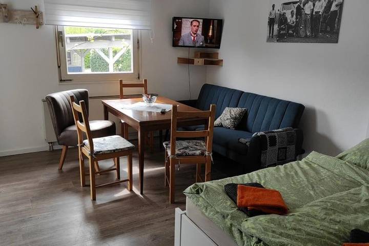 Ferienwohnung für 6 Personen, mit Balkon und Terrasse sowie Garten und Ausblick in Hamm