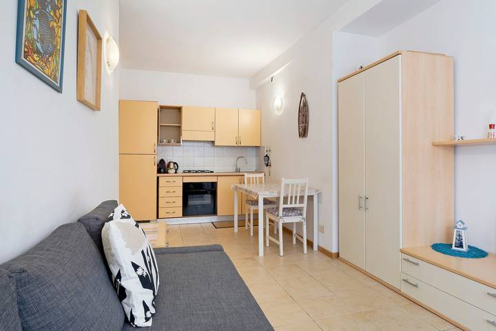 Appartamento intero, Appartamento Fontanine House con Wi-Fi e aria condizionata in Rapallo (Città), Rapallo