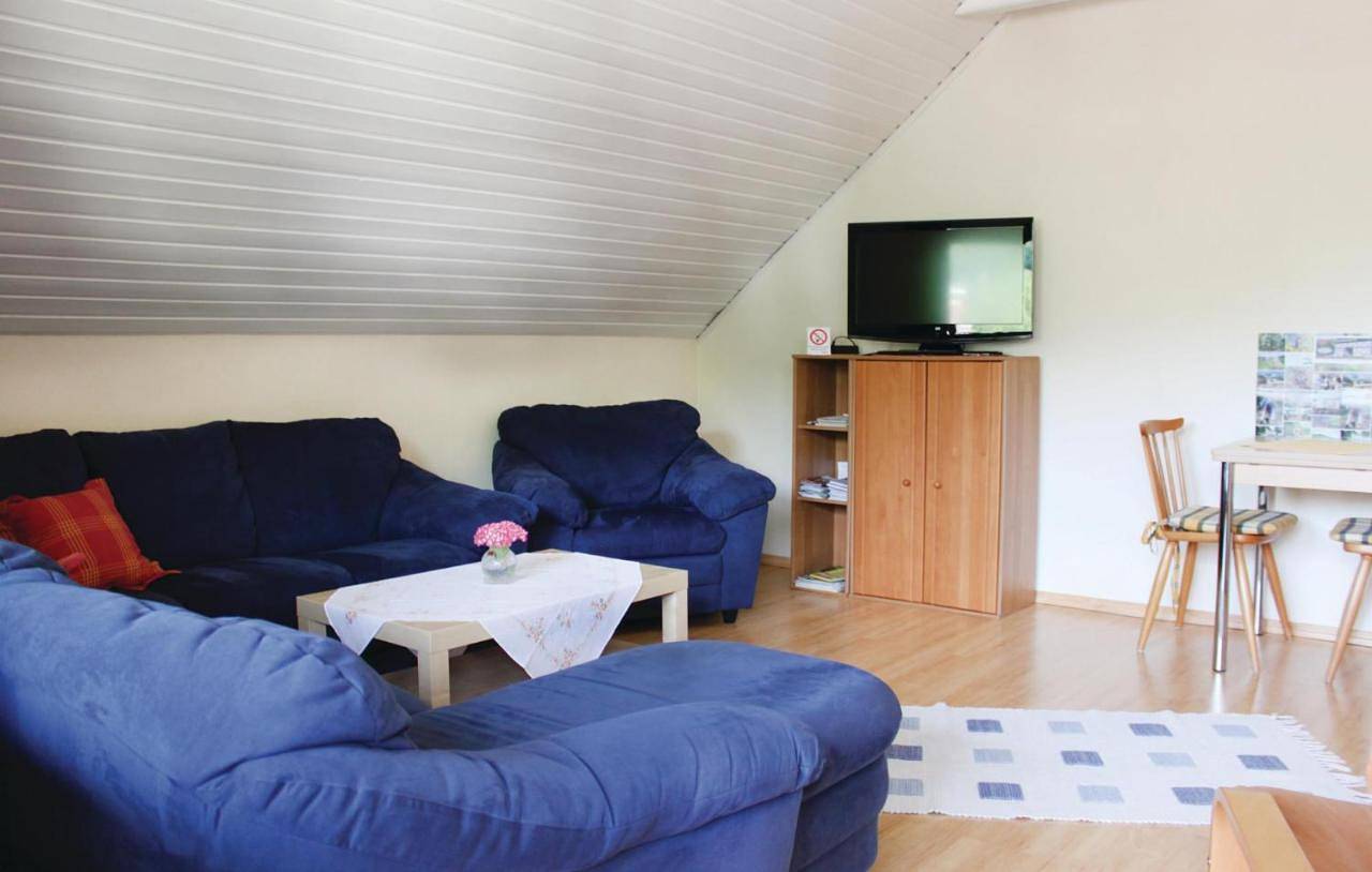 Ganze Wohnung, Two-Bedroom Apartment in Gieselwerder, Wesertal