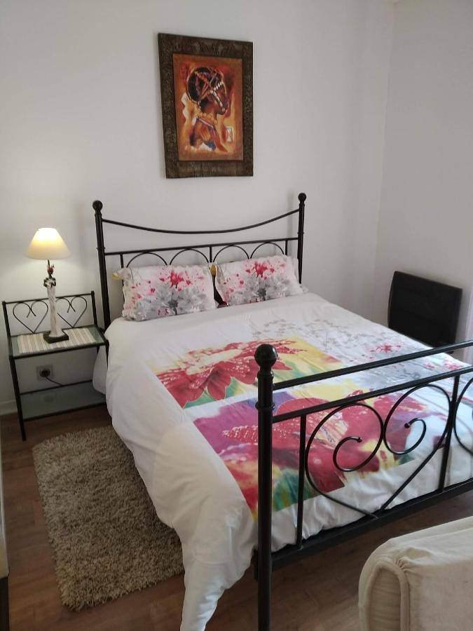 Appartement de vacances pour 2 personnes, avec jardin ainsi que piscine et vue