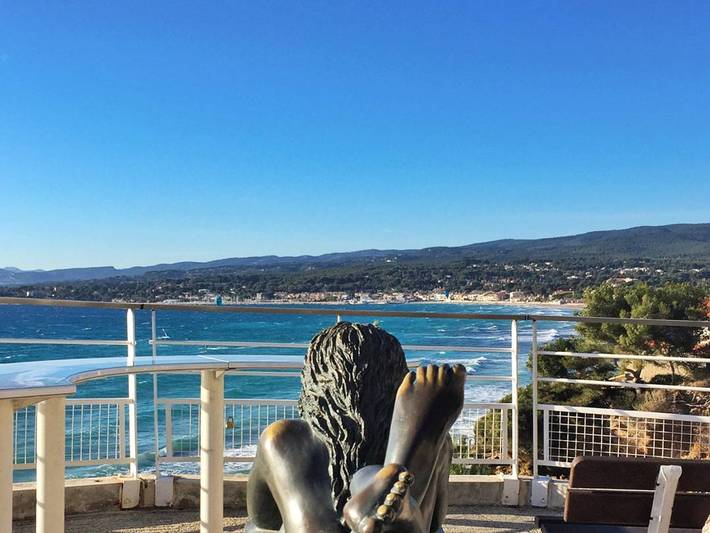 Villa pour 8 personnes, avec Terrasse ainsi que Jardin et Piscine à Saint-Cyr-sur-Mer