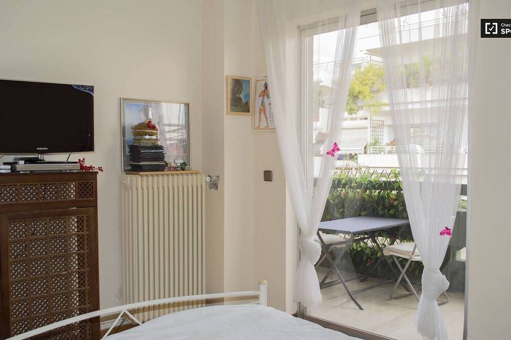 Appartement entier, Appartement penthouse à Riviera d'Athènes, pas cher, chic et proche du centre-ville d'Athènes! in Néa Smýrni, Athènes