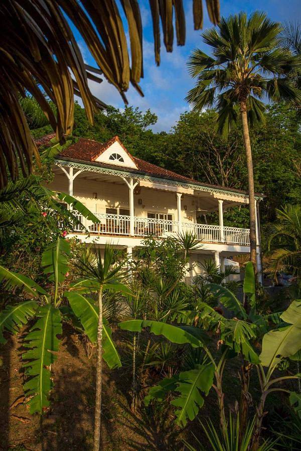 Chambre d’hôte pour 2 personnes, avec jardin ainsi que piscine et vue