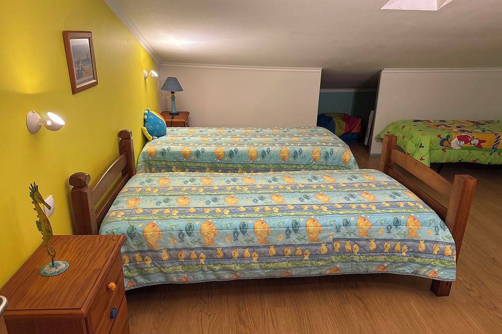 Apartamento entero, Apartamento de 3 habitaciones en Santa Cruz in Silveira, Distrito de Lisboa