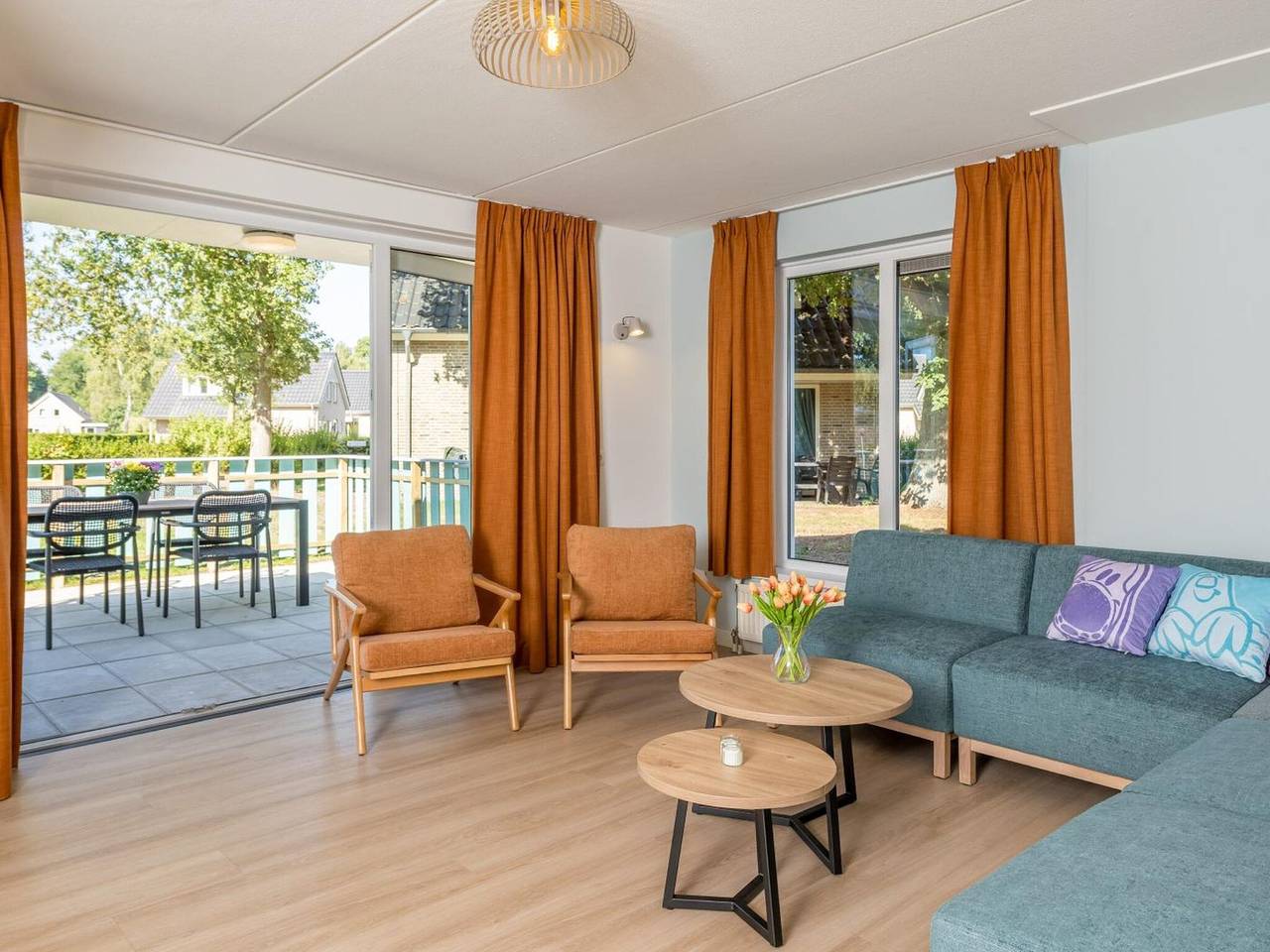 Familienvilla in Hoogerheide mit Gemeinschaftspool in Nordbrabant